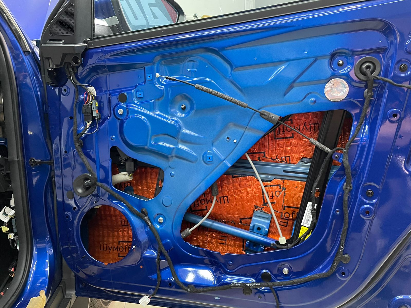 двери 1 слой вибро шумоизоляция Geely Atlas Pro