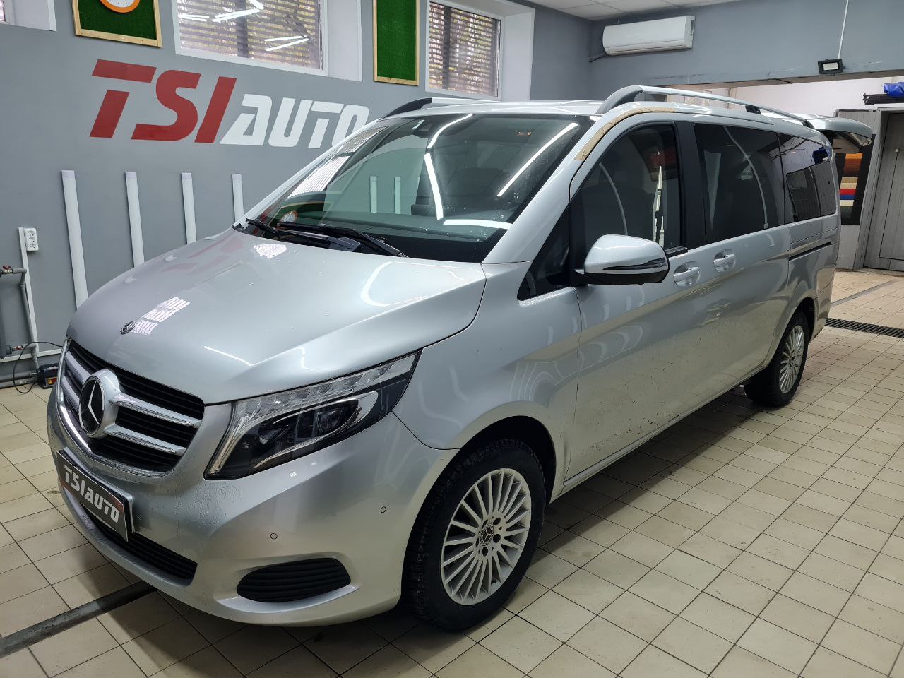 Правильная шумоизоляция Mercedes V-class (W447) в Алматы 