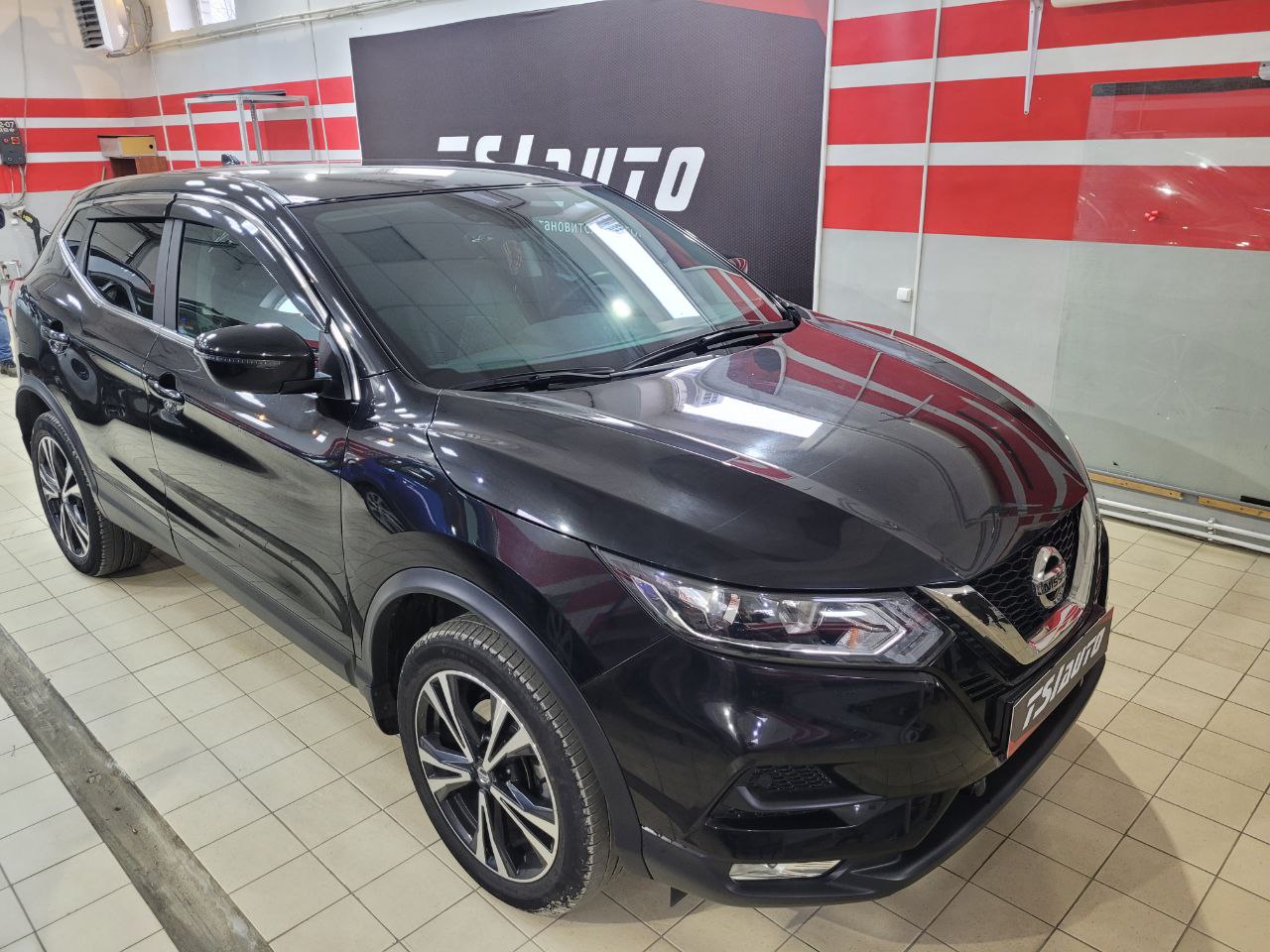 Бронирование капота Nissan Qashqai в Алматы