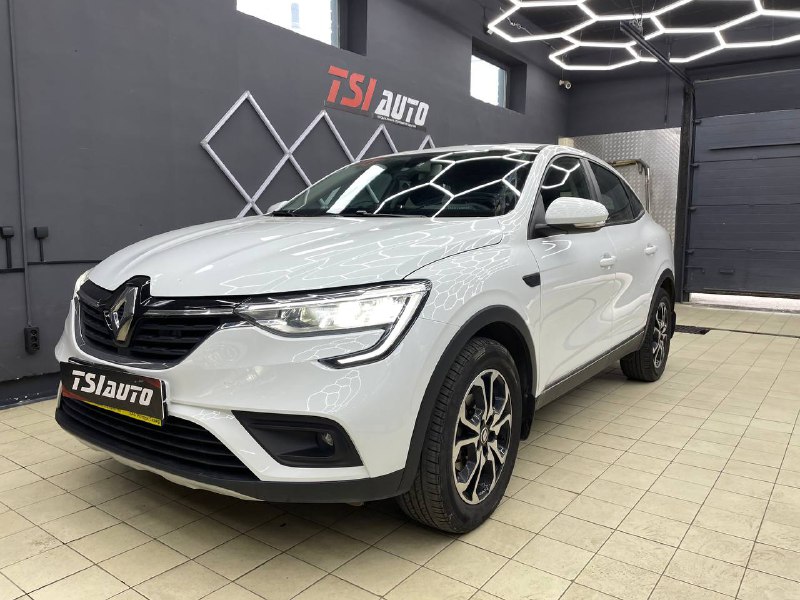 Установка контурной подсветки Renault Arkana в Алматы