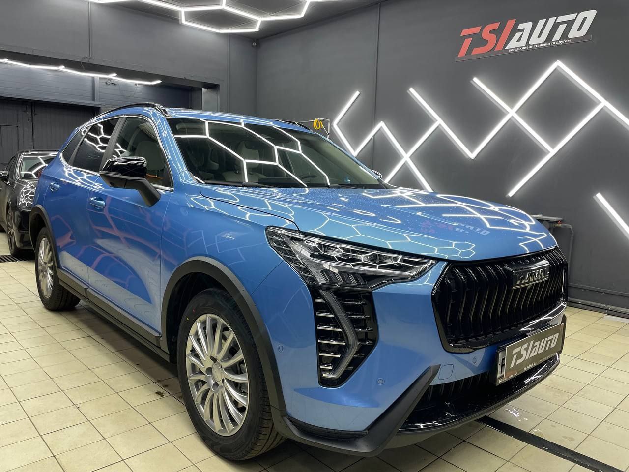 Haval Jolion оклейка бронепленкой в Алматы