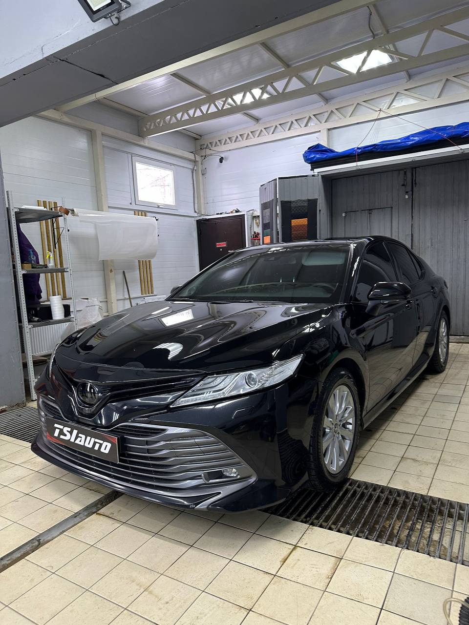 Toyota Camry 70 шумоизоляция арок в Алматы