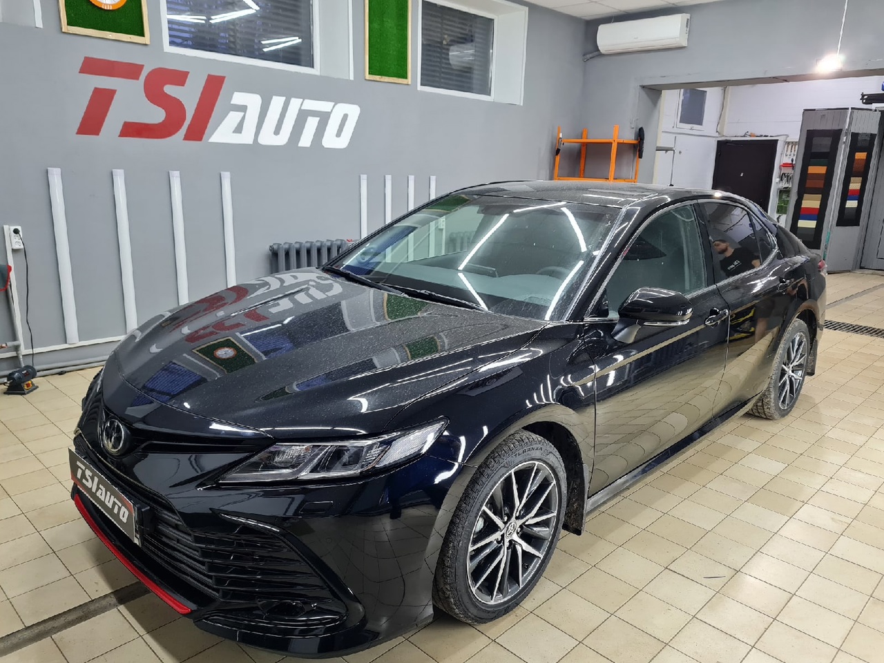 Шумоизоляция Toyota Camry v70 в Алматы